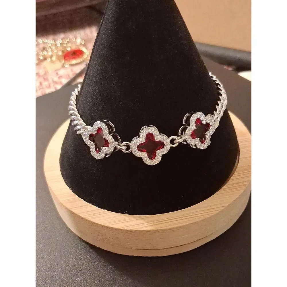 18k White Gold CZ Ruby Clover Chain Link Bracelet With Box Lock. New